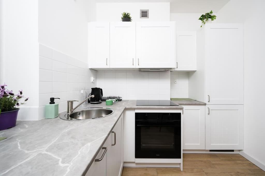 קרקוב Horizon Apartments - Comfortable New Apartment Close To The Center מראה חיצוני תמונה