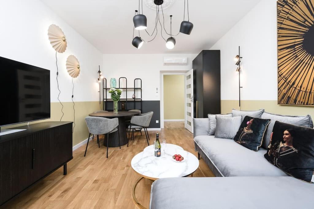 קרקוב Horizon Apartments - Comfortable New Apartment Close To The Center מראה חיצוני תמונה